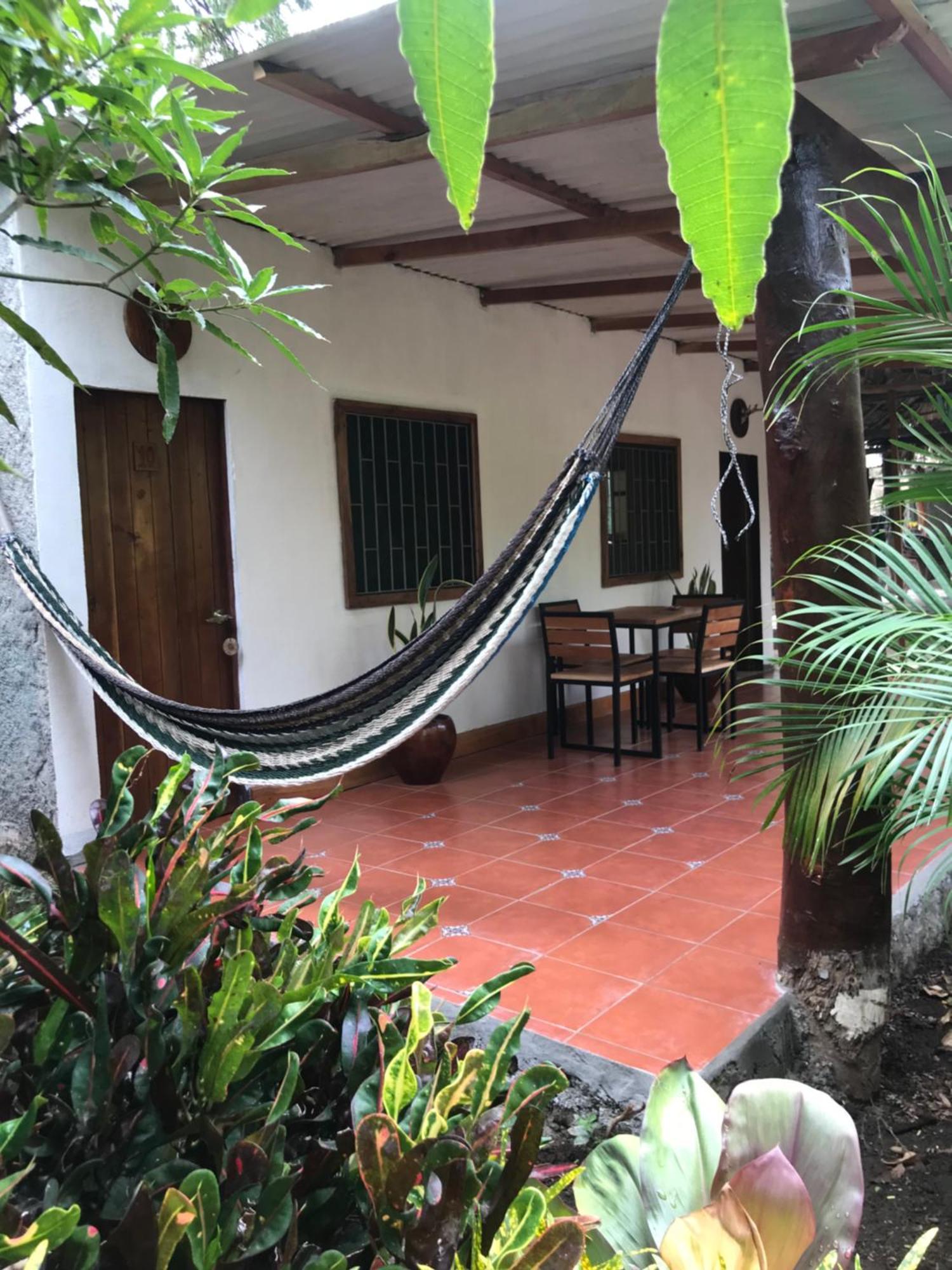 Hostal Asi Es Mi Tierra Balgue Exterior photo